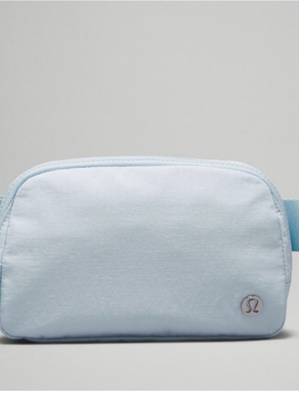 LULULEMON Belt Bag in Powder Blue